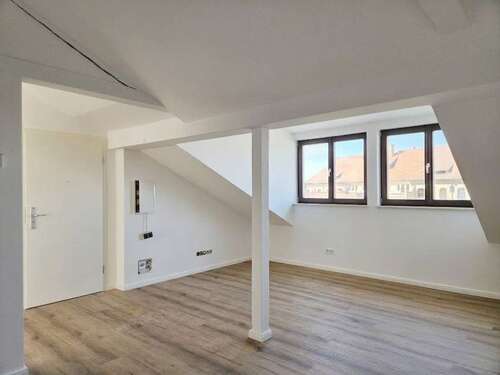 Foto - Wohnung zum Mieten in Halle 728,50 € 48.58 m²