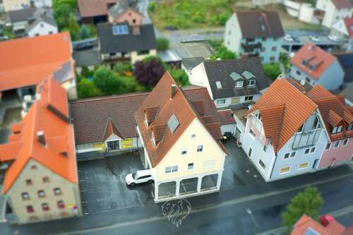 Foto - Haus zum Kaufen in Reichenberg 2.100.000,00 € 778 m²