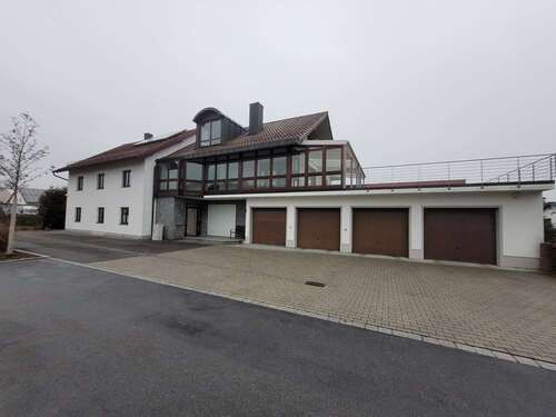 Foto - Haus zum Kaufen in Langenisarhofen 545.000,00 € 390 m²
