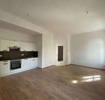 Wohnung zum Mieten in Halle 545,48 € 61.29 m²