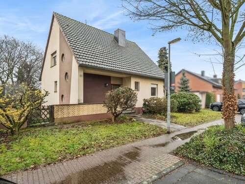 Foto - Haus zum Kaufen in Bergheim 395.000,00 € 200 m²