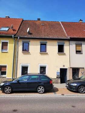 Foto - Haus zum Kaufen in Uffenheim 84.000,00 € 93 m²