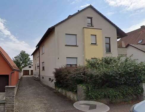 Foto - Haus zum Kaufen in Poppenhausen 355.000,00 € 352.61 m²