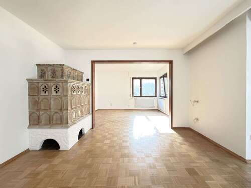Foto - Haus zum Kaufen in Ochsenhausen 450.000,00 € 200 m²