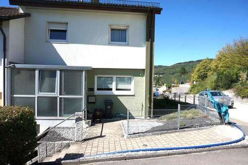 Foto - Haus zum Kaufen in Oberkochen 298.000,00 € 100 m²
