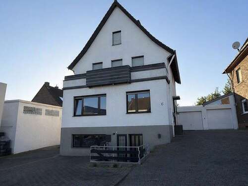 Foto - Haus zum Mieten in Erftstadt 1.800,00 € 151.58 m²