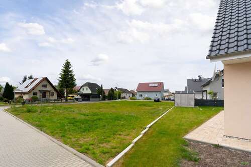 Foto - Grundstück zu verkaufen in Thiendorf 115.000,00 € 886 m²
