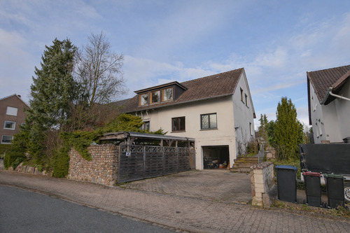 Foto - Haus zum Kaufen in Hessisch-Oldendorf 350.000,00 € 180 m²