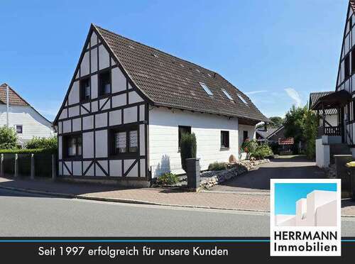 Foto - Haus zum Kaufen in Springe 490.000,00 € 300 m²