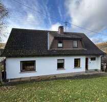 Haus zum Kaufen in Hilchenbach 225.000,00 € 180.86 m²