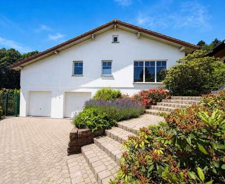 Foto - Haus zum Kaufen in Bexbach 580.000,00 € 265 m²