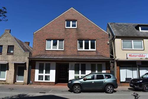 Foto - Haus zum Kaufen in Bredstedt 239.000,00 € 198 m²