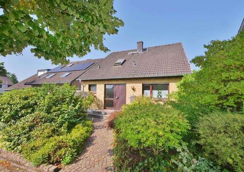 Foto - Haus zum Kaufen in Haan 595.000,00 € 137 m²