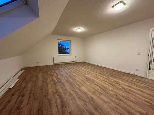 Foto - Wohnung zum Mieten in Weyhausen 935,00 € 104 m²