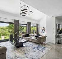 Haus zum Kaufen in Taunusstein 1.370.000,00 € 446 m²