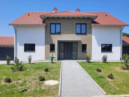 Foto - Haus zum Mieten in Kandern 2.450,00 € 142.73 m²