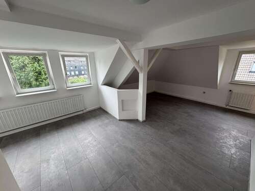 Foto - Wohnung zum Mieten in Wuppertal Cronenberg 640,00 € 79 m²