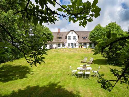 Foto - Haus zum Kaufen in Pellworm 2.950.000,00 € 676 m²