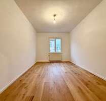 Wohnung zum Kaufen in Nürnberg Rennweg 354.000,00 € 107.8 m²