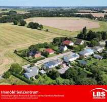 Haus zum Kaufen in Dummerstorf 340.000,00 € 177.62 m²