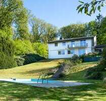Haus zum Kaufen in Königstein im Taunus 2.800.000,00 € 240 m²