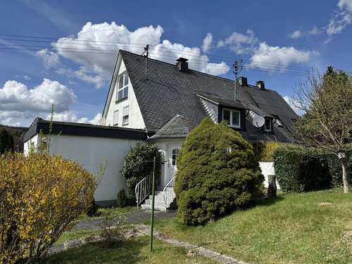 Foto - Haus zum Kaufen in Neunkirchen 280.000,00 € 147.7 m²