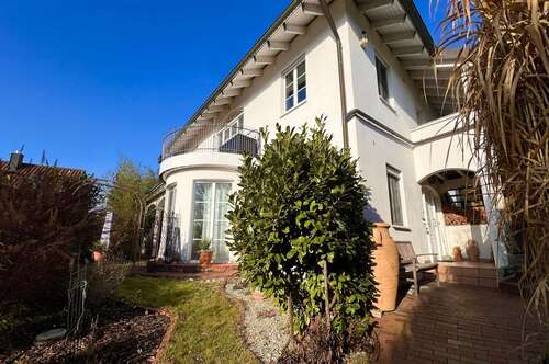 Foto - Haus zum Kaufen in Hettenshausen 998.000,00 € 260 m²