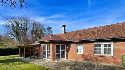 Foto - Haus zum Kaufen in Sassenburg 439.000,00 € 212.14 m²