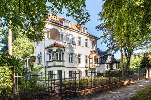 Foto - Haus zum Kaufen in Berlin 1.950.000,00 € 440 m²