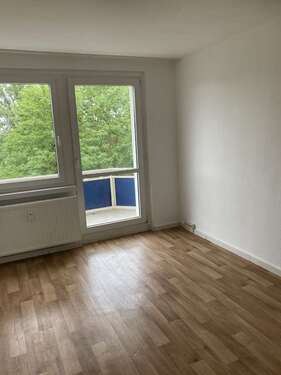 Foto - Wohnung zum Mieten in Bernburg (Saale) 393,00 € 73.3 m²