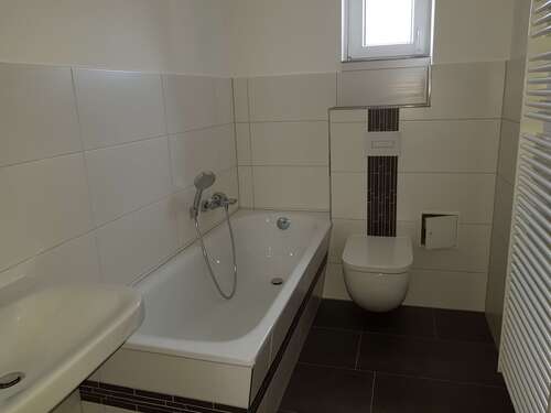 Foto - Wohnung zum Mieten in Schönebeck 266,94 € 48.03 m²