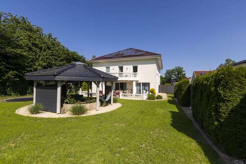 Foto - Haus zum Kaufen in Hiddenhausen 865.000,00 € 367 m²