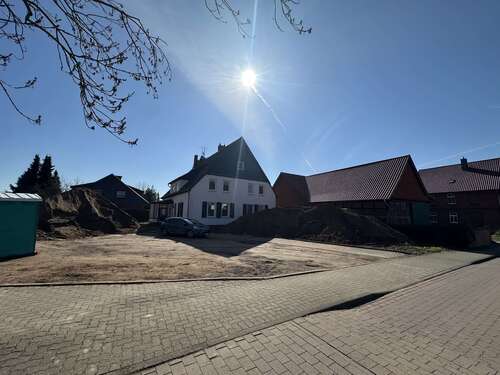 Foto - Grundstück zu verkaufen in Laatzen 629.000,00 € 926 m²