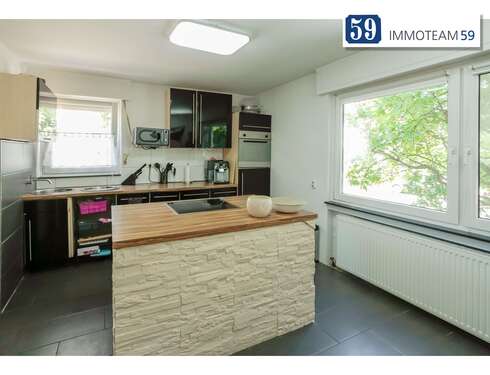 Foto - Haus zum Kaufen in Rüsselsheim 549.000,00 € 239 m²