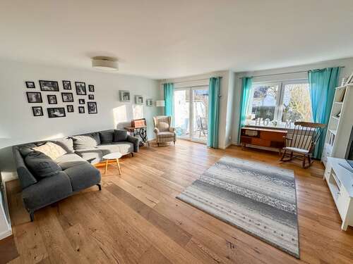 Foto - Haus zum Mieten in Eschborn 2.300,00 € 145.9 m²