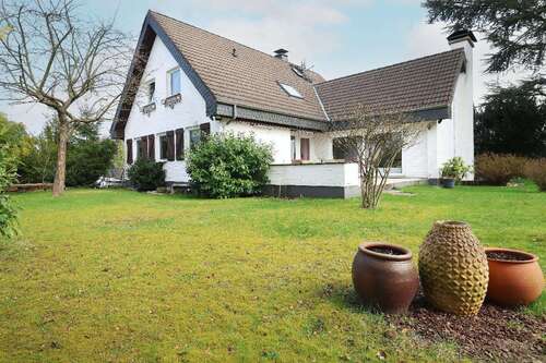 Foto - Haus zum Kaufen in Solingen 685.000,00 € 181 m²