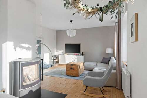 Foto - Haus zum Kaufen in Halle 650.000,00 € 200 m²