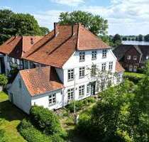 Haus zum Kaufen in Süderstapel 595.000,00 € 360 m²