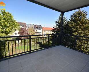 Wohnung zum Mieten in Glauchau 1.100,00 € 147.2 m²