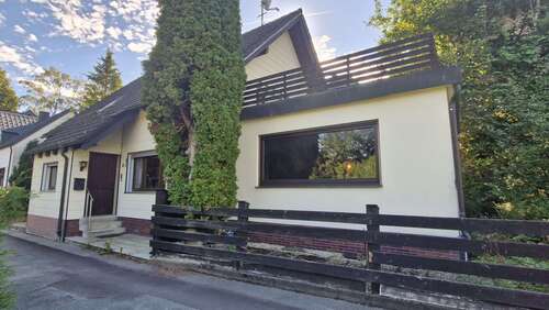 Foto - Haus zum Kaufen in Naila 96.000,00 € 120 m²