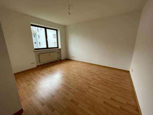 Foto - Wohnung zum Mieten in Regensburg 393,96 € 20.69 m²
