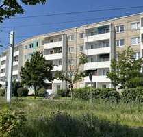 Wohnung zum Mieten in Halle (Saale) 225,00 € 41.12 m²