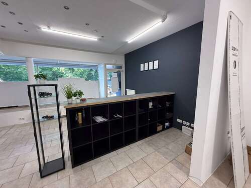 Foto - Einzelhandel in Karlsruhe 850,00 € 75 m²