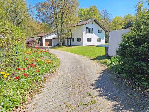 Foto - Haus zum Kaufen in Gauting-Königswiesen 3.200.000,00 € 150 m²
