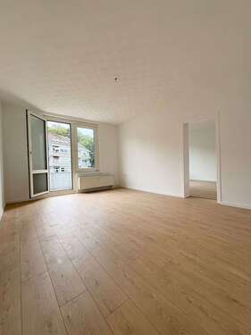 Foto - Wohnung zum Mieten in Wuppertal 900,00 € 100 m²