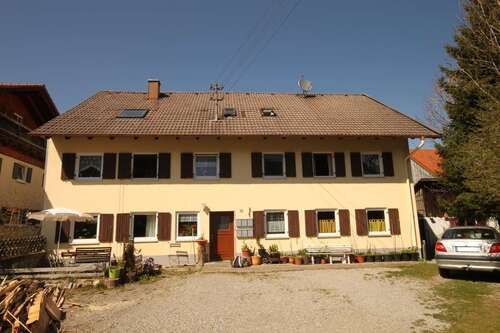 Foto - Haus zum Kaufen in Schwabniederhofen, Gemeinde Altenstadt 769.000,00 € 291 m²