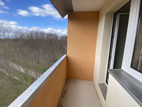 Foto - Wohnung zum Mieten in Merseburg 350,00 € 66.16 m²