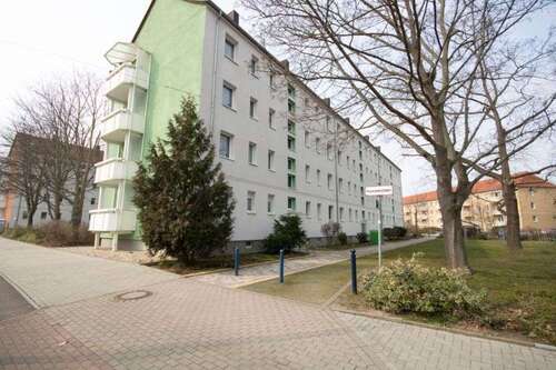 Foto - Wohnung zum Mieten in Halle (Saale) 439,00 € 58.42 m²