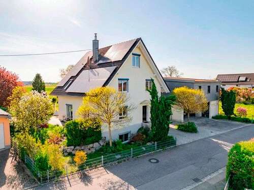 Foto - Haus zum Kaufen in Buggingen 995.000,00 € 240 m²