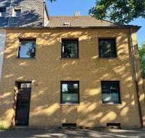 Haus zum Kaufen in Krefeld 419.000,00 € 168 m²